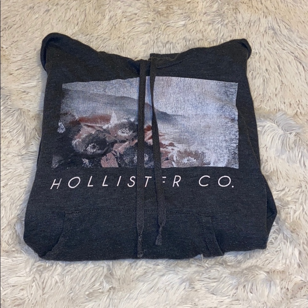 Hollister Hoodie size M